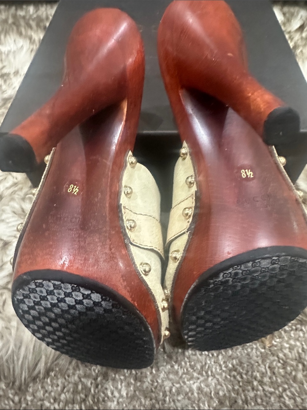 GUCCI Beige Suede gold Horsebit & studded Wood-Platform Mules - Picture 8 of 9